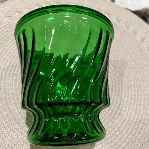 1970s Hoosier Glass Vase - Picture 4 of 6